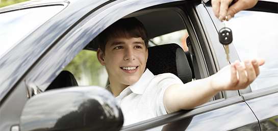 Los mejores seguros de coche para Jóvenes