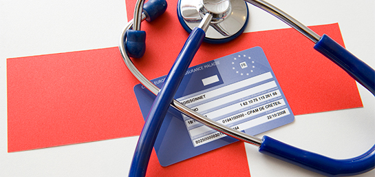 Tarjeta Sanitaria Europea vs Seguros de Viaje