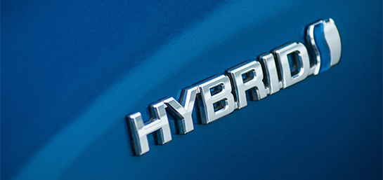 Revisión y mantenimiento coche híbrido