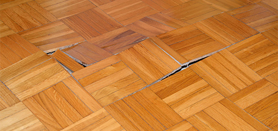 Se me ha levantado el suelo, ¿lo cubre el seguro?