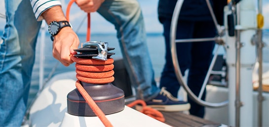 ¿Qué seguro necesito si salgo a navegar en verano?