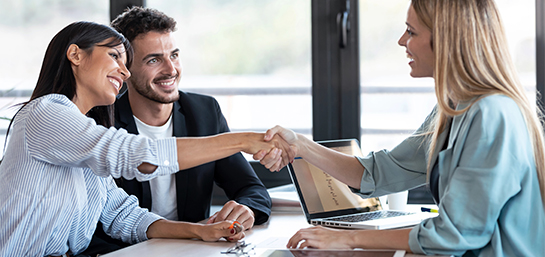 ¿Es bueno alquilar con agencia tu casa?