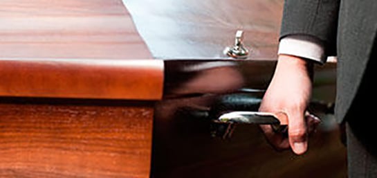 ¿Qué es la prima nivelada de un seguro?