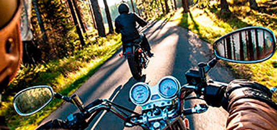Equipación obligatoria para ir en moto